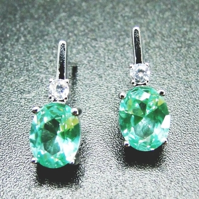 Owalny krój Green Spinel Biżuteria Srebrny kolczyk zaręczynowy dla kobiet