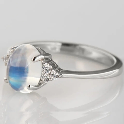 925 Sterling Silver Rainbow Moonstone Biżuteria Owalny krój Vintage Moonstone Pierścionek zaręczynowy dla kobiet