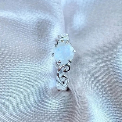 925 Sterling Silver Vine Producent Round Cut Rainbow Moonstone Pierścionek zaręczynowy Hurtownia Kobiet Biżuteria Pierścionki