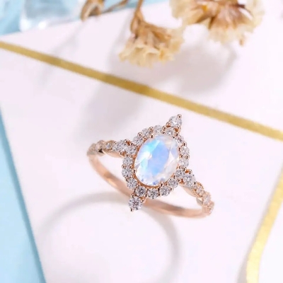 Najnowszy Rose Gold Plated 925 Sterling Silver Biżuteria Oval Cut Blue Moonstone Pierścionki zaręczynowe
