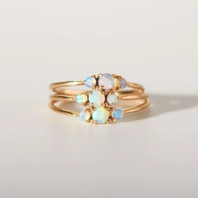 Srebro próby 925 CZ Naturalna biżuteria Faceted Rainbow Moonstone Trzy kamienne pierścienie