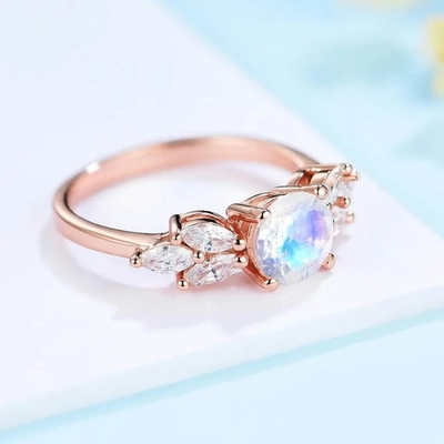 925 Sterling Silver Fashion Design Znakomity delikatny pierścionek z kamieniem księżycowym