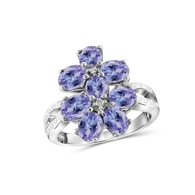 Ross-Simons 2,50 ct. tw Tanzanit i .20 ct. tw Pierścionek z białą cyrkonią w srebrze