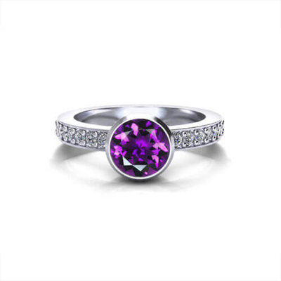 Pierścionek z kwiatowym ametystem z 14-karatowego białego złota, ametyst 6x8 mm, diament .06cttw