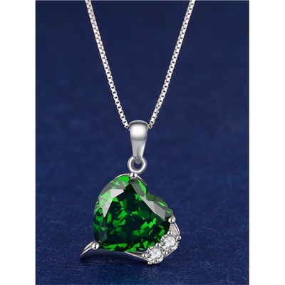 6.06 Carat TCW Heart Cut Gemstone Created Emerald 925 Sterling Silver Naszyjnik Wisiorek z bezpłatnym 18 Łańcuchem