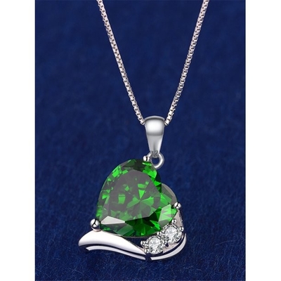 6.06 Carat TCW Heart Cut Gemstone Created Emerald 925 Sterling Silver Naszyjnik Wisiorek z bezpłatnym 18 Łańcuchem