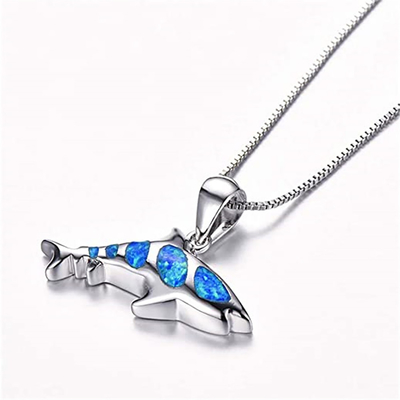 Prezenty walentynkowe S925 Sterling Silver Sea Turtle Naszyjnik z niebieskim kryształem dla kobiet