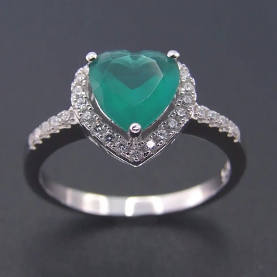Gorąca sprzedaż 925 Sterling Silver Heart Shaped zielona cyrkonia zestawy biżuterii dla kobiety mody prezent