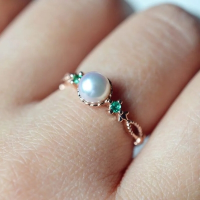 Platerowany naturalny pierścionek zaręczynowy słodkowodny okrągły Cut Pearl Green Emerald Vintage w srebrze