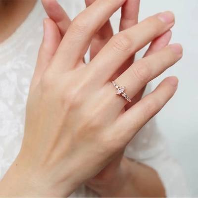 Zaręczynowy minimalistyczny design Marquise Cut Pink Morganite S925 srebrny pierścionek z biżuterią dla kobiet