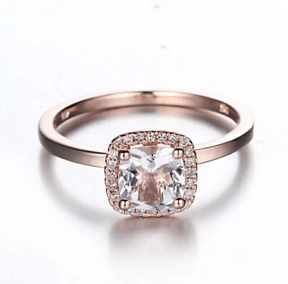 925 Sterling Silver Round Shape Rose Gold Platedt Morganite Kolczyki mankietowe