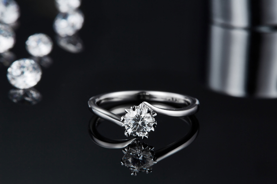 Lady 9k Round 7.5mm Moissanite Open Fashion Grandeur Biżuteria Srebrny pierścionek