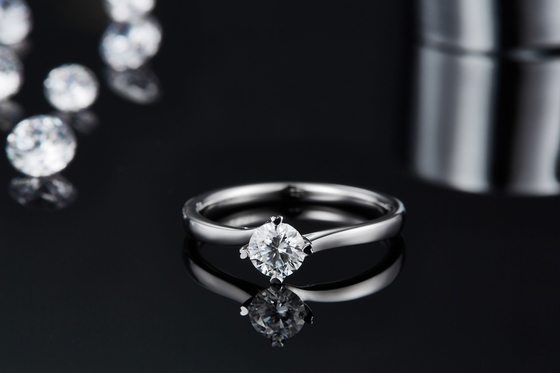 9K Złota Biżuteria Minimalistyczne Wzory Moissanite Srebrny Pierścionek 925