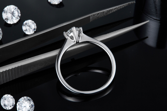 9K ze srebrną mozaiką Moissanite Biżuteria Minimalistyczny damski pierścionek