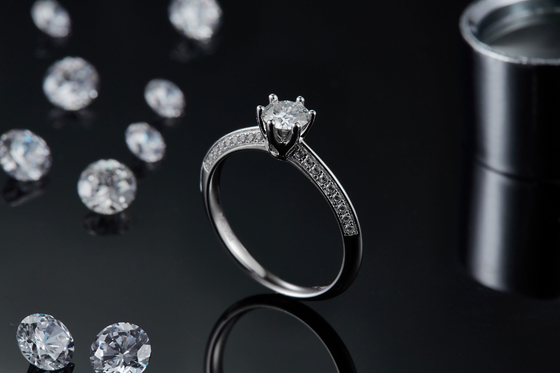 Biały Moissanite I Szafir Platineve Diamenty Biżuteria Pierścionek Zaręczynowy Kobiety