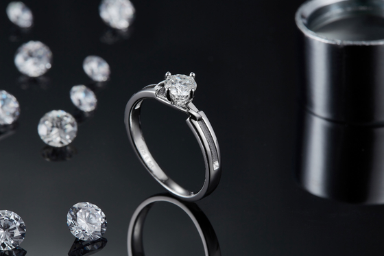 White Square Moissanite I Sapphire Platineve Diamenty Biżuteria Kobiety Pierścionek Z Silver1.94CTW