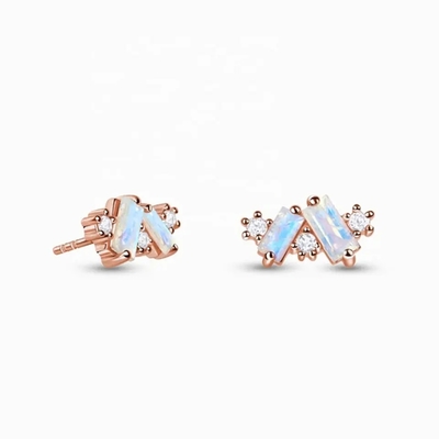 Pozłacane różowym złotem 925 Sterling Silver Rainbow Moonstone kolczyki Bagietka cut Natural Moonstone Stud Kolczyk Biżuteria