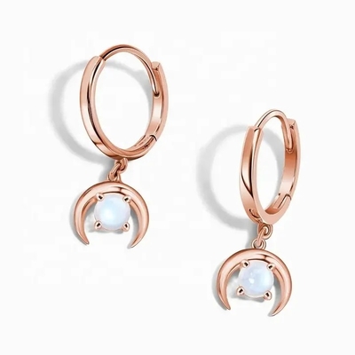 Pozłacane różowym złotem 925 Sterling Silver Rainbow Moonstone kolczyki Bagietka cut Natural Moonstone Stud Kolczyk Biżuteria