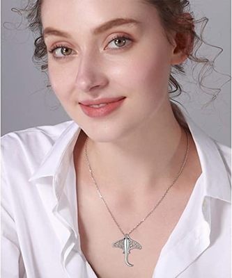 Wysoki połysk 925 Sterling Silver Jumping Sea Bass Fish Sea Life Charm Naszyjnik