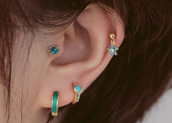 0,126 ct 14-karatowe złote kolczyki z diamentami na chrząstkę, 14 szt. Piercing spiralne kolczyki OEM