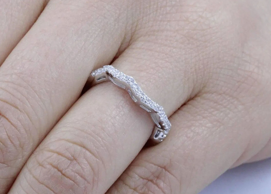 Pierścienie ślubne OEM ODM z naturalnym diamentem, pierścienie obietnicy w stylu Halo o wymiarach 6,5 mm