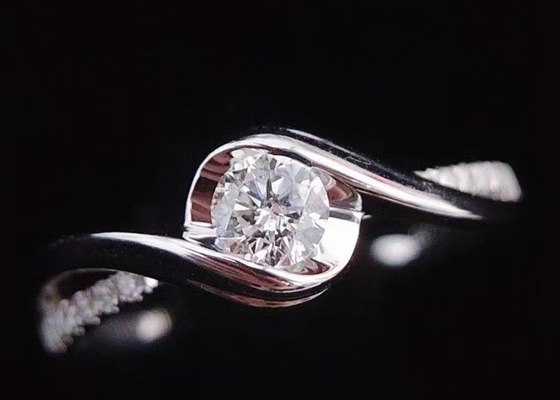 Okrągły cięcie 0,46ct Prawdziwy diamentowy pierścionek z biżuterią 14K białe złoto materiał ODM