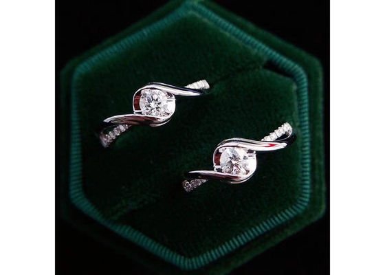 Okrągły cięcie 0,46ct Prawdziwy diamentowy pierścionek z biżuterią 14K białe złoto materiał ODM