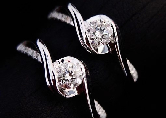 Okrągły cięcie 0,46ct Prawdziwy diamentowy pierścionek z biżuterią 14K białe złoto materiał ODM