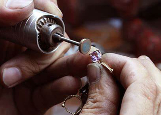 Prawdziwy diament półmocowany pierścionek z biżuterią Okrągły kształt Dia 1,6-1,7 mm 0,61 ct