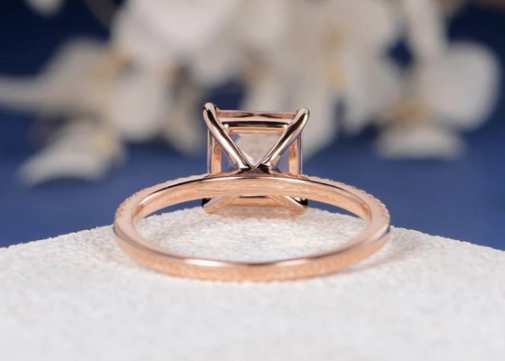 Morganite Prawdziwy diamentowy pierścionek z biżuterią Princess Cut 6 × 6mm Rozmiar