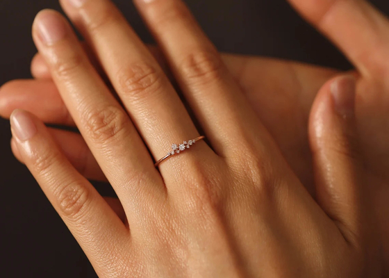 Solidny pierścionek z biżuterią z prawdziwego diamentu 14K Brilliant Cut ODM na rocznicę