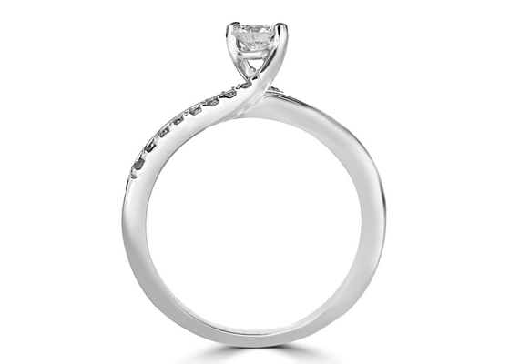 Prong Setting Round Cut Diamond Ring, 0,46 ct 5 mm diamentowy pierścionek z litego złota