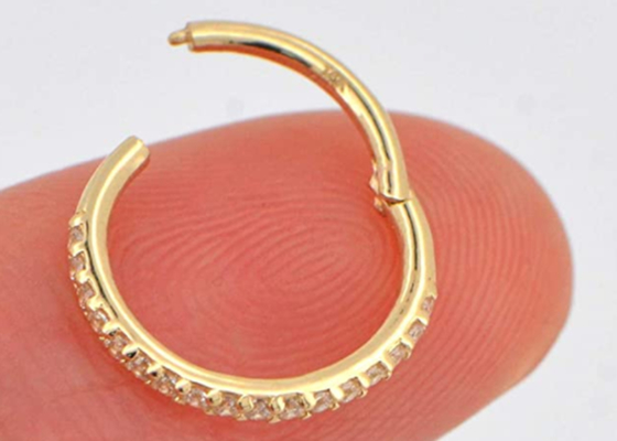 Hoop Shape 16g Złote kolczyki na chrząstkę Rozmiar 1,2 × 8 mm na wesele