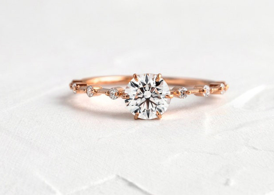 1,0-karatowe pierścionki z diamentami Moissanite, okrągłe pierścionki zaręczynowe 6,5 mm ODM