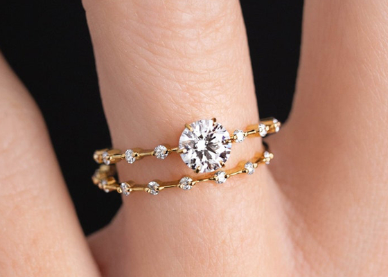 1,0-karatowe pierścionki z diamentami Moissanite, okrągłe pierścionki zaręczynowe 6,5 mm ODM