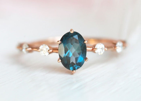 1.56ct London Blue Topaz Ring, owalny kształt Diamond Ring Round Cut OEM