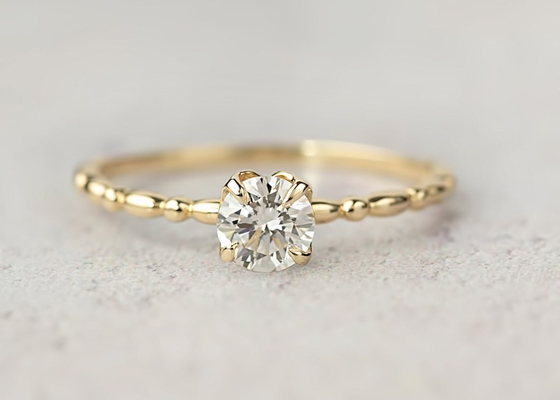 6MM złoty pierścionek z brylantem Solitaire, pierścionki z diamentem Moissanite o masie 0,8 ct ODM