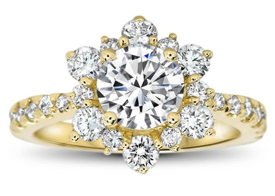 Zainspirowany płatkiem śniegu srebrny pierścionek 9K z diamentem laboratoryjnym RD6.5MM Rozmiar 1,0ct waga