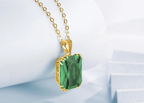 Vintage 14K złote naszyjniki 2,67 ct 8 × 10 mm z naturalnym szmaragdowym wisiorkiem